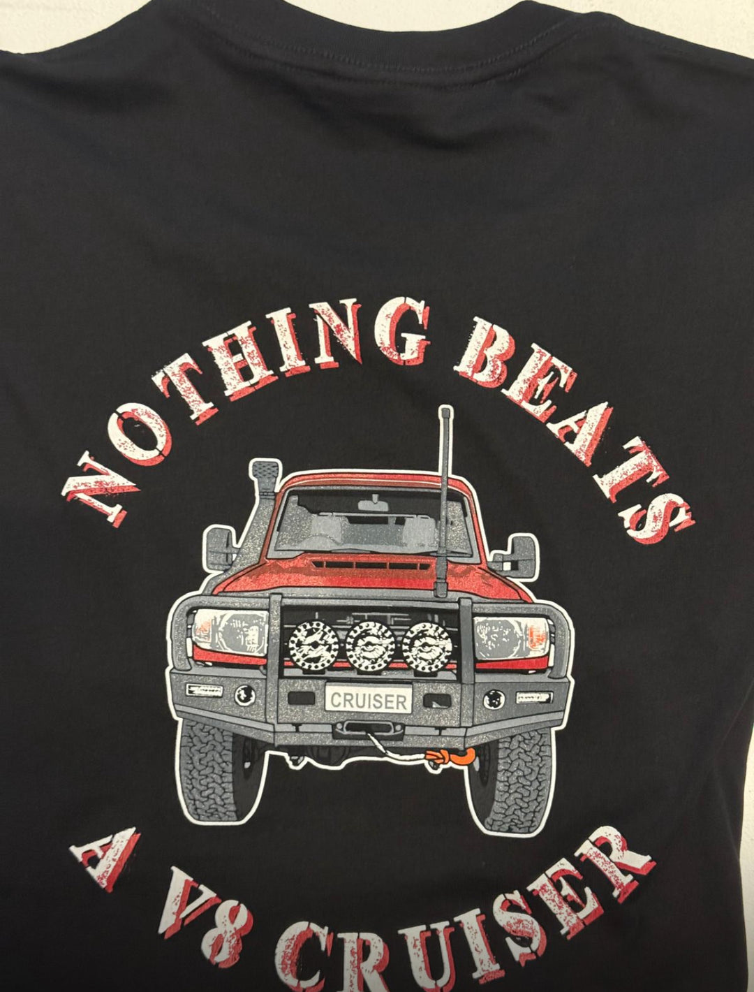 V8 Land Cruiser - Men's T-Shirt