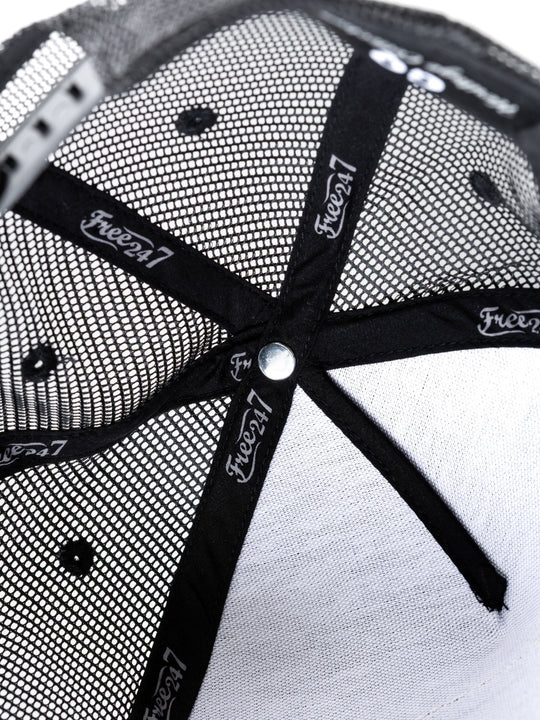 79 Dual Cab Legend Series Cap