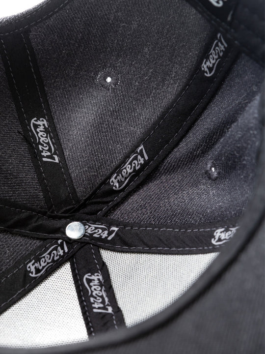 LIVE ONCE - 2.0 Snapback Cap