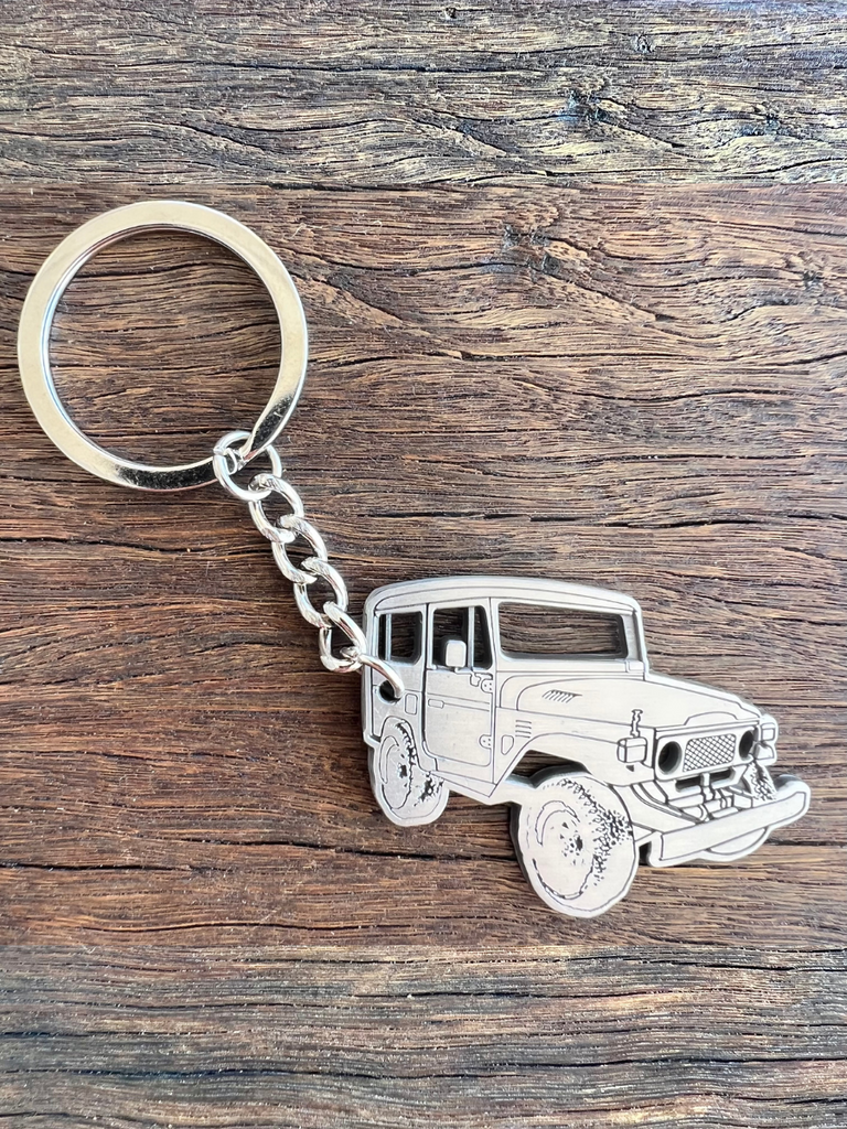 40 Series LandCruiser Metal Keyring – Free 24 7