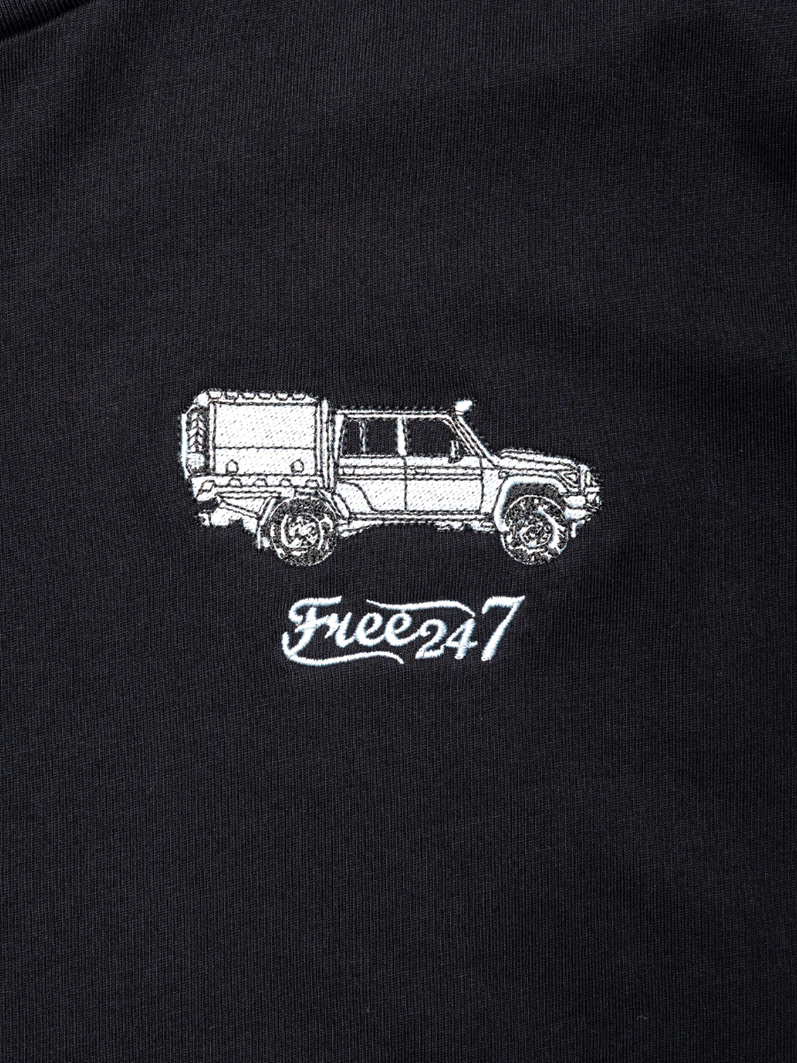 79 Series Embroidered - Men's T-Shirt