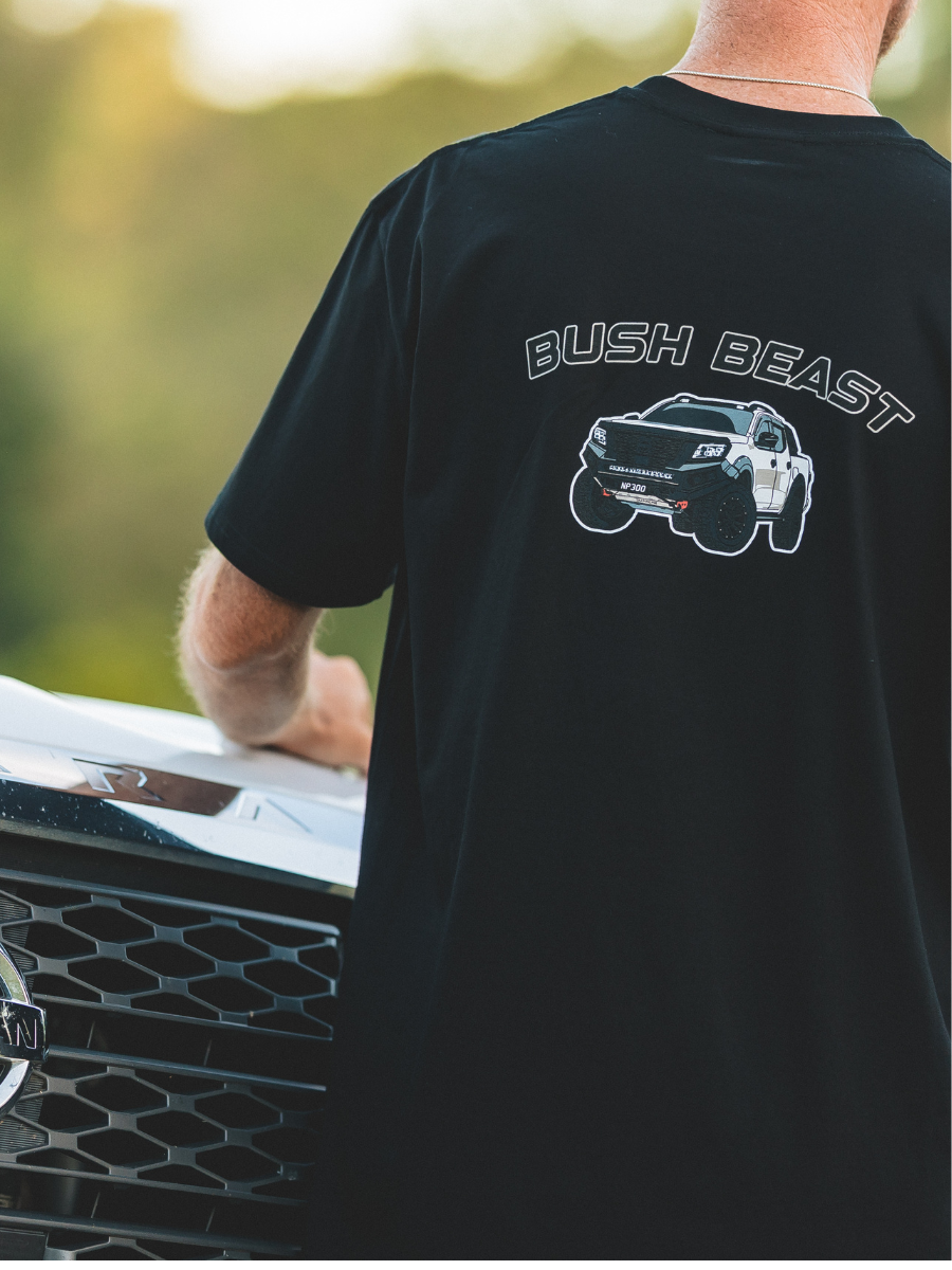 NP300 Bush Beast - Men's T-Shirt