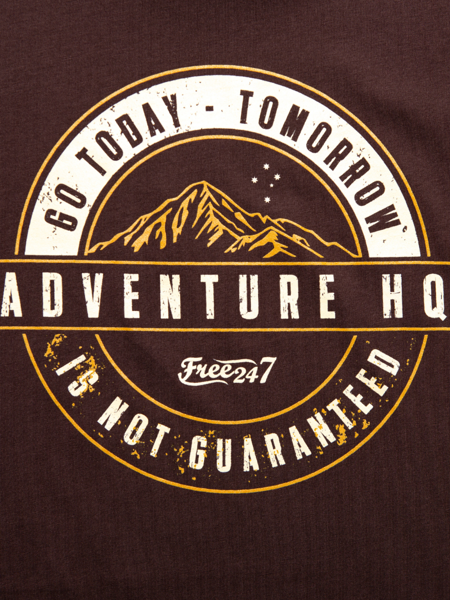 Adventure HQ - Men's T-Shirt