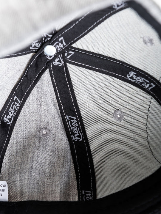 LIVE ONCE - 2.0 Snapback Cap