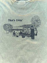 That’s Livin - Men's T-Shirt