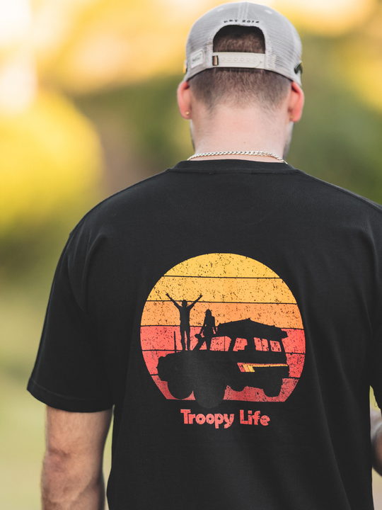 Troopy Life Sunset - Men’s T-Shirt